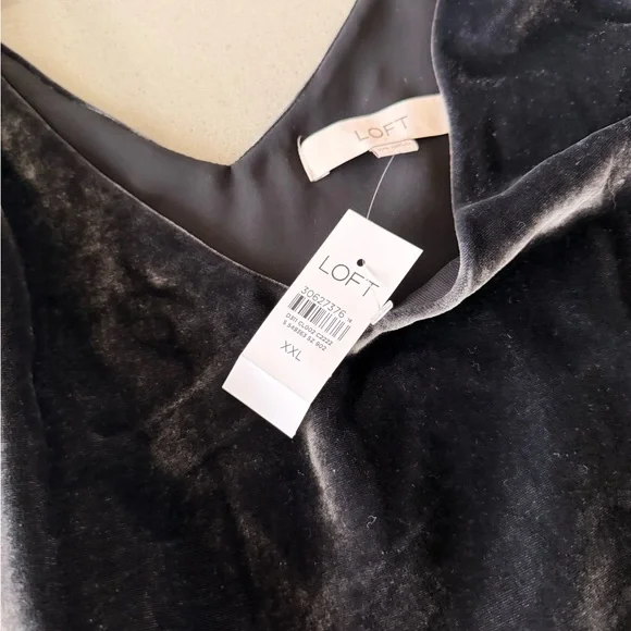 LOFT 2 Velvet V neck tank Tops in Rich charcoal and Warm gold XXL NWT - Picture 9 of 9